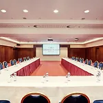 Crowne Plaza By Ihg Братислава