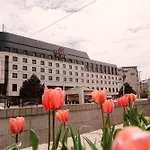 Crowne Plaza By Ihg