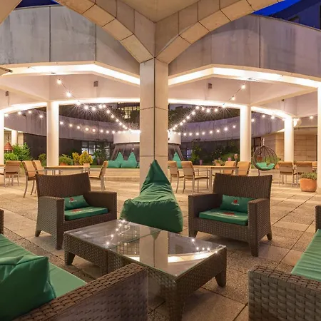 Crowne Plaza By Ihg Hotel 4*