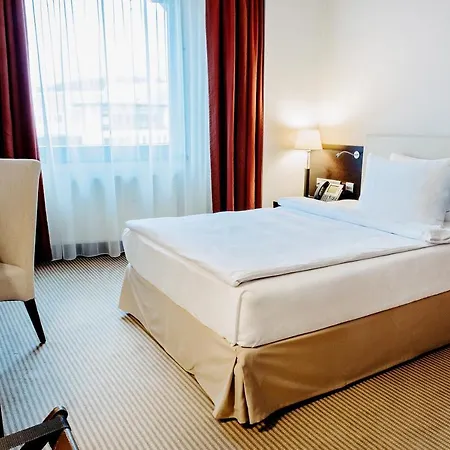 Crowne Plaza By Ihg Hotel Bratislava