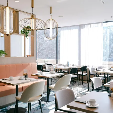 Crowne Plaza By Ihg Hotel Bratislava