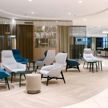 Crowne Plaza By Ihg Hotel 4*