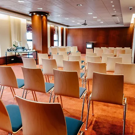 Crowne Plaza By Ihg Hotel Bratislava