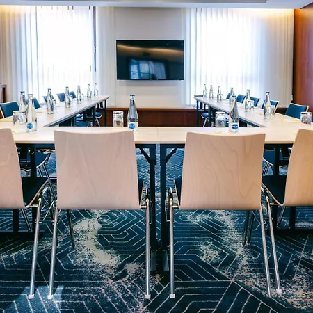 Crowne Plaza By Ihg 4*