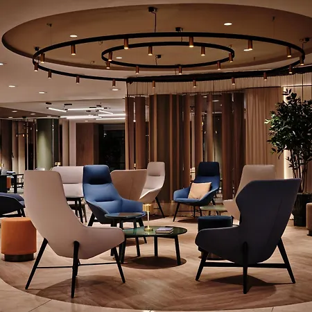 Crowne Plaza By Ihg Отель 4*