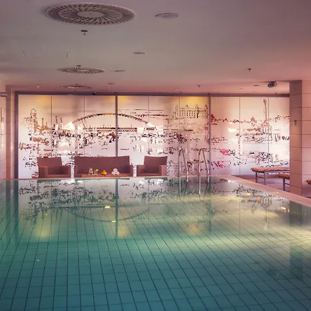 Crowne Plaza By Ihg Pressburg