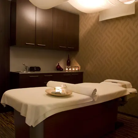 Отель Crowne Plaza By Ihg