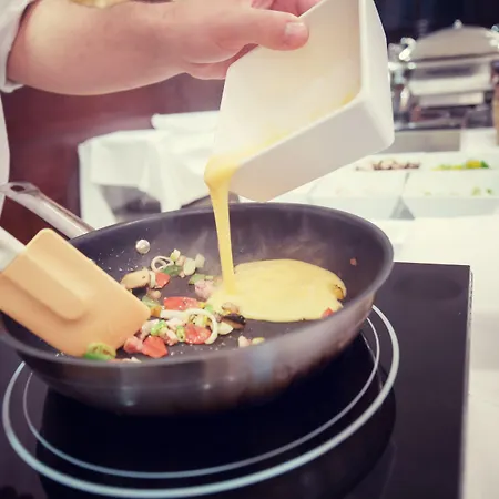 Crowne Plaza By Ihg Hotel Pressburg