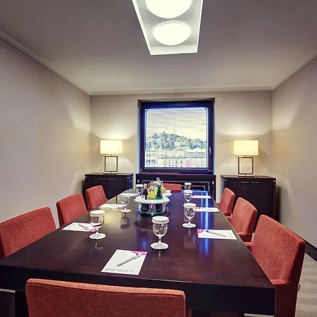 Hotel Crowne Plaza By Ihg 4*