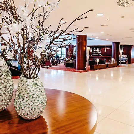 Hotel Crowne Plaza By Ihg 4*