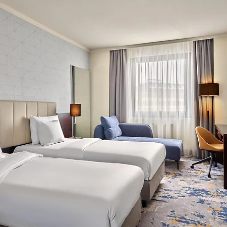 Crowne Plaza By Ihg Отель 4*