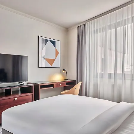 Crowne Plaza By Ihg فندق براتسيلافا