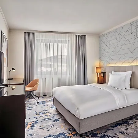 Crowne Plaza By Ihg فندق 4*