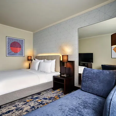 Crowne Plaza By Ihg فندق 4*