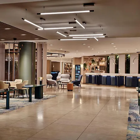 Hotel Crowne Plaza By Ihg Bratislava