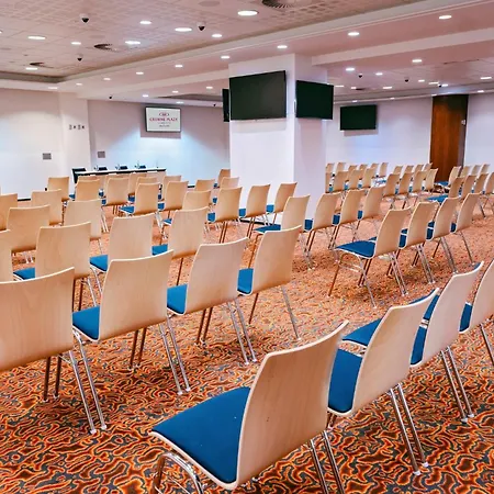 Crowne Plaza By Ihg Hotel Bratislava