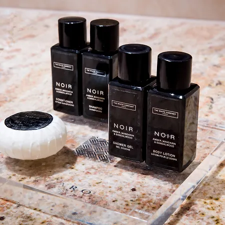 Crowne Plaza By Ihg Szálloda 4*