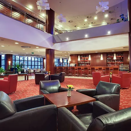 Crowne Plaza By Ihg Szálloda 4*